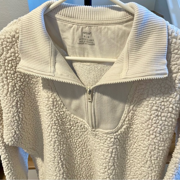 Aerie Dream Sherpa Quarter Zip Pullover in Cream - Women’s Size Medium - Picture 3 of 11